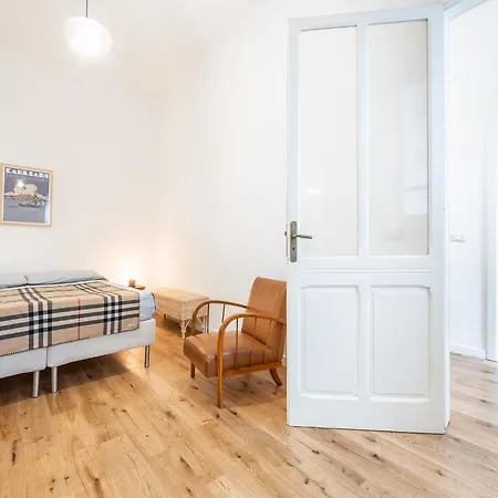 Filippo's In Villanova Apartmán *